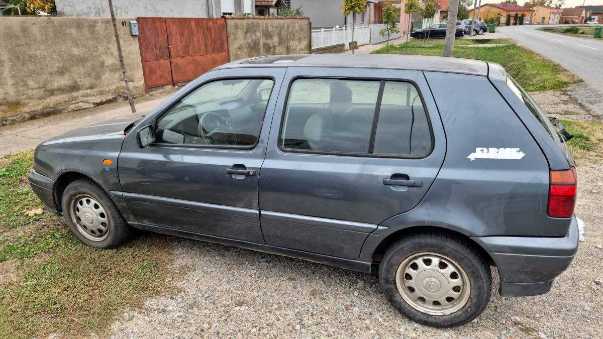 Prodajem golf 3