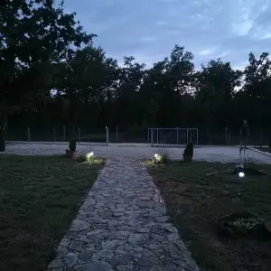 Prodajem parcelu