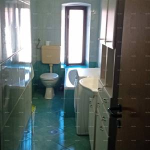 Prodajem stan u centru Pule