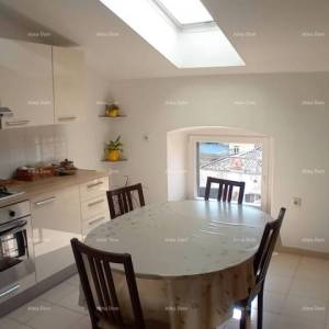 Prodajem stan u centru Pule