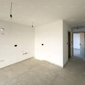 Prodajemo stan u novoj zgradi u Banjolama.