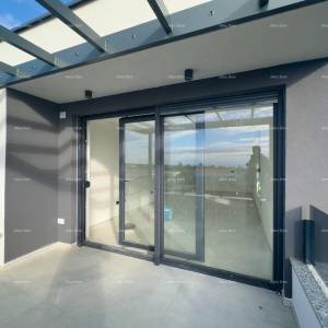 Prodajemo stan u novoj zgradi u Banjolama.