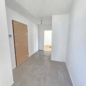 Prostrani stan u Fažani, blizu centra i mora, savršeno za život ili odmor!