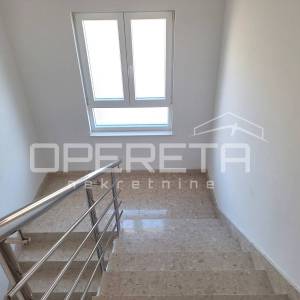Prvi red do mora, 6 apartmana, Rogoznica!