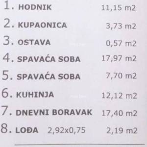 Pula – renoviran dvosobni stan u centru, 72,83 m²