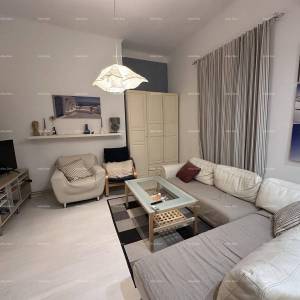 Pula – stan s 3 apartmanske jedinice!