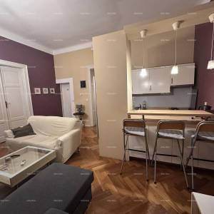Pula – stan s 3 apartmanske jedinice!