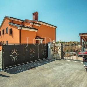 Pula, Villa sa bazenom i jacuzzijem