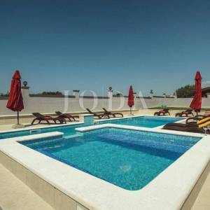 Pula, Villa sa bazenom i jacuzzijem