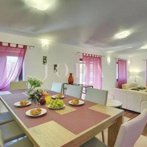 Pula, Villa sa bazenom i jacuzzijem