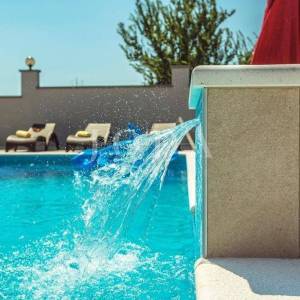 Pula, Villa sa bazenom i jacuzzijem