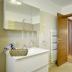 Pula, Villa sa bazenom i jacuzzijem