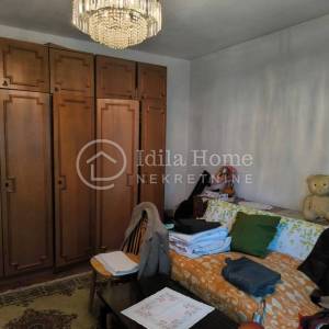RAKITJE/OBITELJSKA katnica sa 889m2 okućnice/ odlična lokacija 