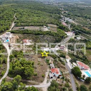 Ražanac, Podvršje – Građevinsko zemljište 1.300 m²