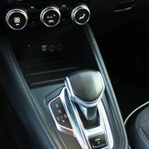 Renault Captur 1.6 E-Tech 160 AUTOMATIK Intens *LED, NAVIGACIJA, KAMERA*