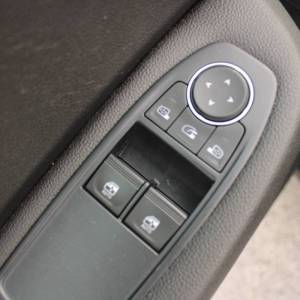 Renault Clio 1.6 E-Tech Hybrid AUTOMATIK