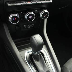 Renault Clio 1.6 E-Tech Hybrid AUTOMATIK