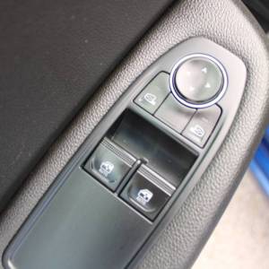 Renault Clio 1.6 E-Tech Hybrid AUTOMATIK