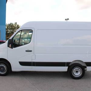 Renault Master 2.3 dCi L1H2