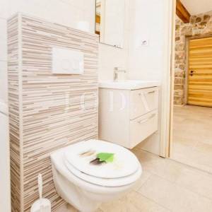 Renovirana kamena kuća, otok Krk