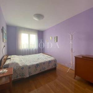 Rešetari trosoban stan, 200 m2