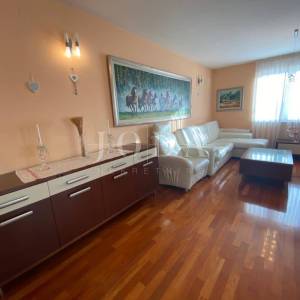 Rešetari trosoban stan, 200 m2