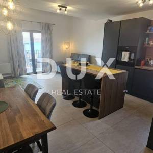 RIJEKA, BULEVARD - luksuzni stan, NOVOGRADNJA, GARAŽA!!!