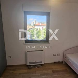 RIJEKA, BULEVARD - luksuzni stan, NOVOGRADNJA, GARAŽA!!!