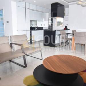 Rijeka, Drenova, 2s+db, 78.55m2, terasa, pogled na more