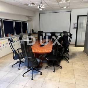 RIJEKA, KASTAV - poslovni prostor / uredski prostor 368 m2, modernije uređen!!!