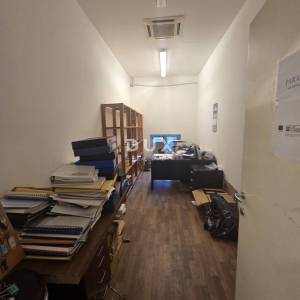 RIJEKA, MLAKA-  poslovni prostor 350m2, prizemlje za zakup/ najam- broj 1