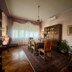 RIJEKA, POTOK – Gospodski stan s potencijalom u mirnoj zoni blizu centra uz ekskluzivni popust na projekt interijera