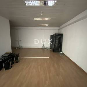 RIJEKA, ŠKURINJE /RASTOČINE/, poslovni prostor