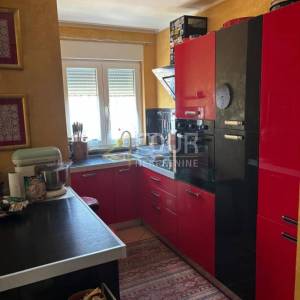 Rijeka, Srdoči, dvoetažni 3s+db, 85.59m2, balkon