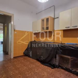 Rijeka, Sušak, gospodski 4skl, 109.93m2, balkon