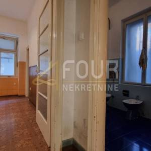 Rijeka, Sušak, gospodski 4skl, 109.93m2, balkon