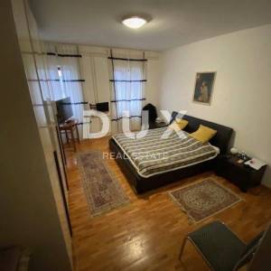RIJEKA, TRSAT, CENTAR - stan 103 m2 u prizemlju + GARAŽA 25 m2 + okućnica u centru Trsata! PRILIKA!