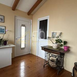 Rijeka, Trsat, dvoetažni stan, 5s+db, 120.80m2, balkon i terasa