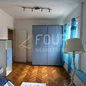 Rijeka, Trsat, dvoetažni stan, 5s+db, 120.80m2, balkon i terasa