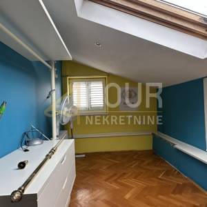 Rijeka, Trsat, dvoetažni stan, 5s+db, 120.80m2, balkon i terasa