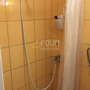 Rijeka, Trsat, dvoetažni stan, 5s+db, 120.80m2, balkon i terasa