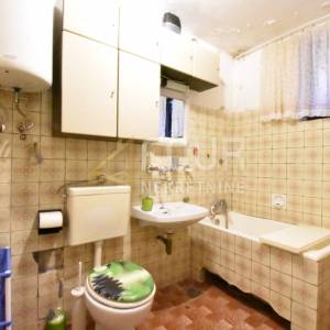 Rijeka, Trsat, kuća u nizu, 90m2, pogled na more