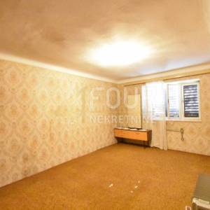 Rijeka, Trsat, kuća u nizu, 90m2, pogled na more