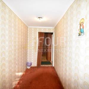 Rijeka, Trsat, kuća u nizu, 90m2, pogled na more