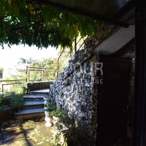 Rijeka, Trsat, kuća u nizu, 90m2, pogled na more