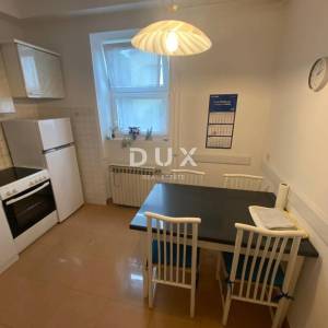 RIJEKA, TRSAT - stan 132 m2, 4S+DB s panoramskim pogledom na more + dodatni stan 31 m2! PRILIKA!