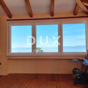 RIJEKA, TRSAT - stan 132 m2, 4S+DB s panoramskim pogledom na more + dodatni stan 31 m2! PRILIKA!