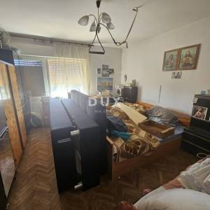 RIJEKA - ZAMET - 2S+DB stan u privatnoj kući, terasa, pogled more, SAMO KOD NAS!