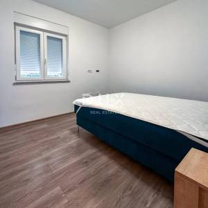 RIJEKA, ZAMET - 3S+DB u novogradnji s velikom terasom i parkingom