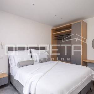 Rijetka prilika stana u Komiži - moderna oaza u urbanoj vili